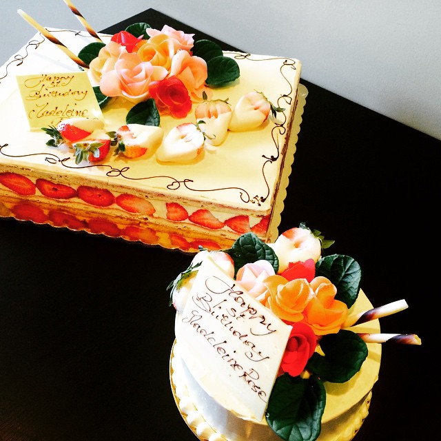 Fraisier Gourmet Strawberry Cake
